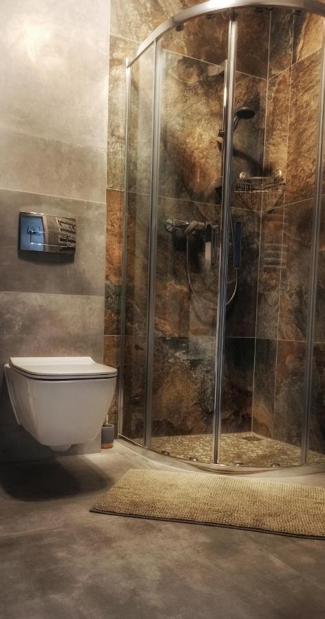 Fajny Kat - Apartamenty W Centrum, Najwyzsze Opinie Gosci Jelenia Gora Dış mekan fotoğraf